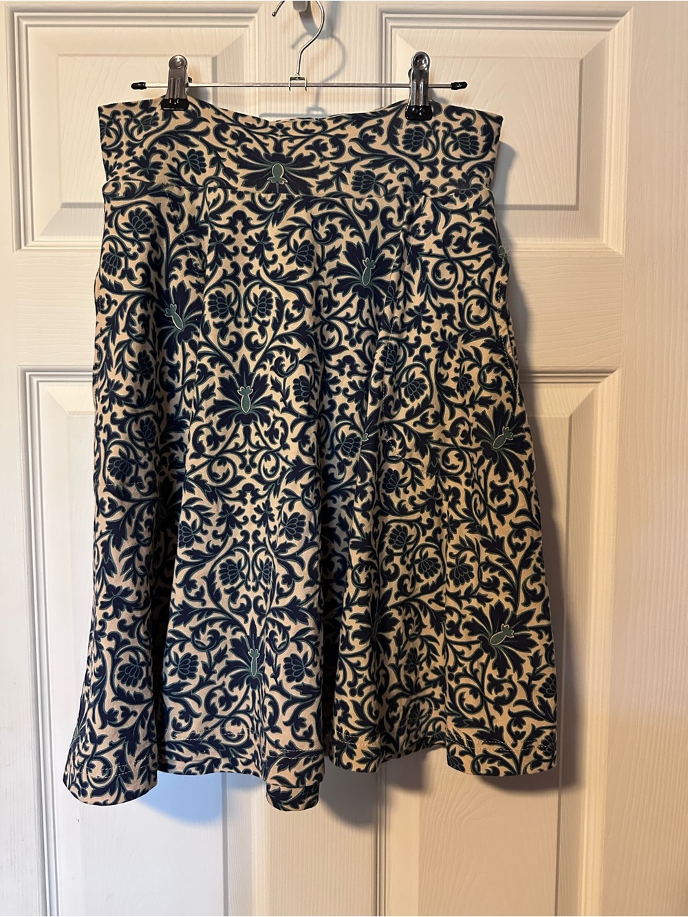 Floral Jacquard A-Line Skirt in Navy and Cream